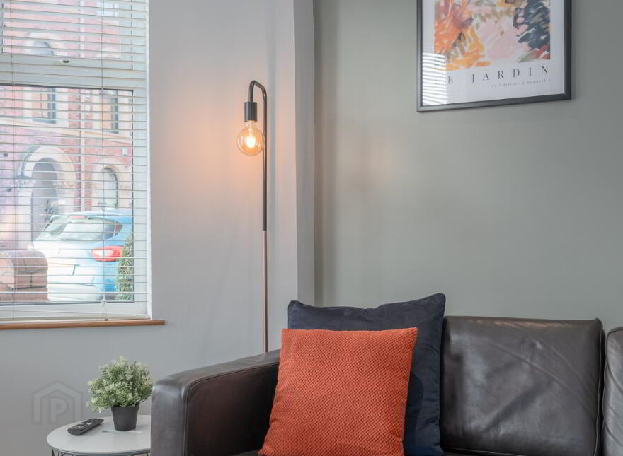 Unit A, 68 Cromwell Road, Botanic, South Belfast, Belfast, BT7 1JX