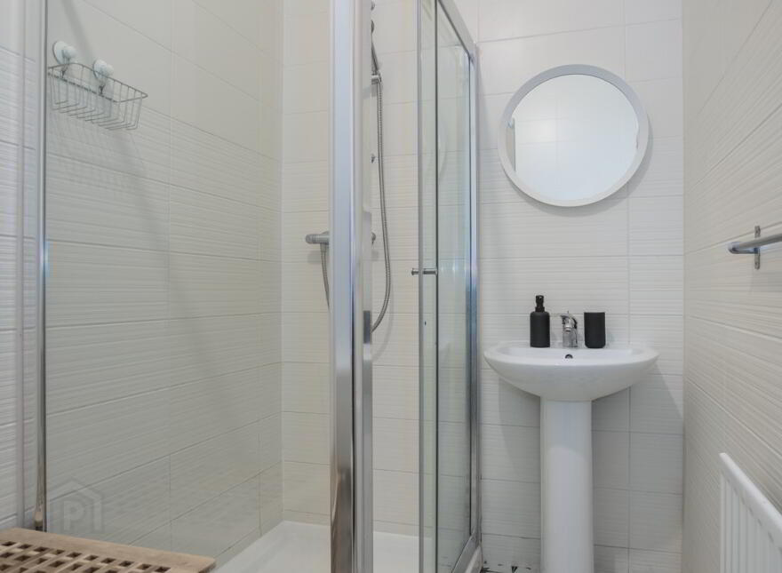 Unit A, 68 Cromwell Road, Botanic, South Belfast, Belfast, BT7 1JX