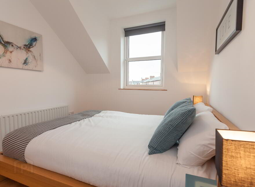 Unit C, 68 Cromwell Road, Botanic, Belfast South, Belfast, BT7 1JX