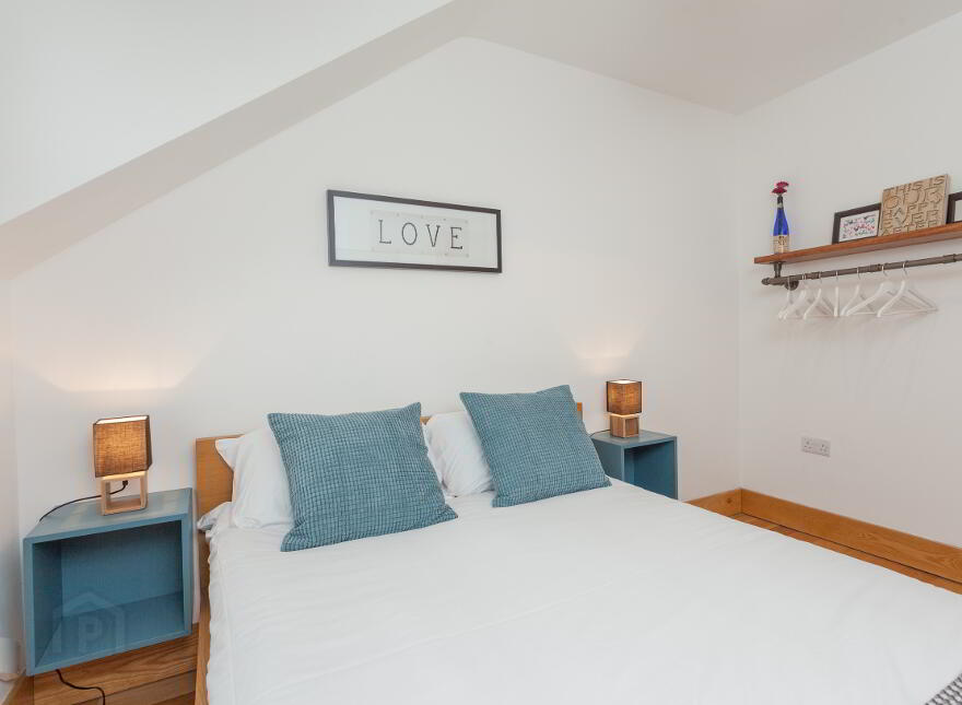 Unit C, 68 Cromwell Road, Botanic, Belfast South, Belfast, BT7 1JX