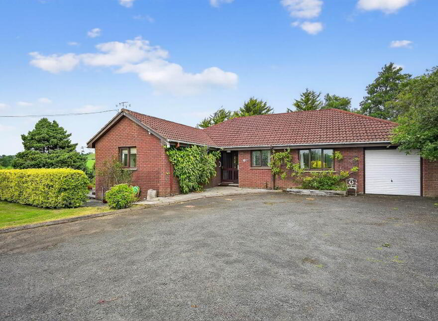 3 Hillside Road, Lisburn, BT27 6US
