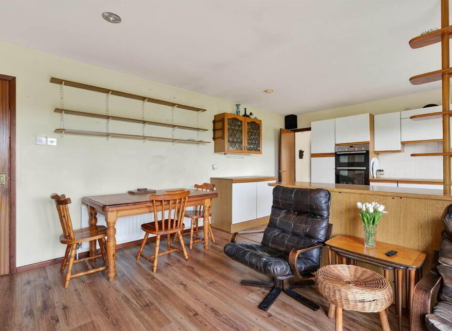 3 Hillside Road, Lisburn, BT27 6US