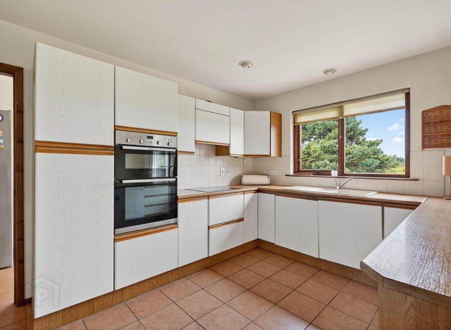 3 Hillside Road, Lisburn, BT27 6US