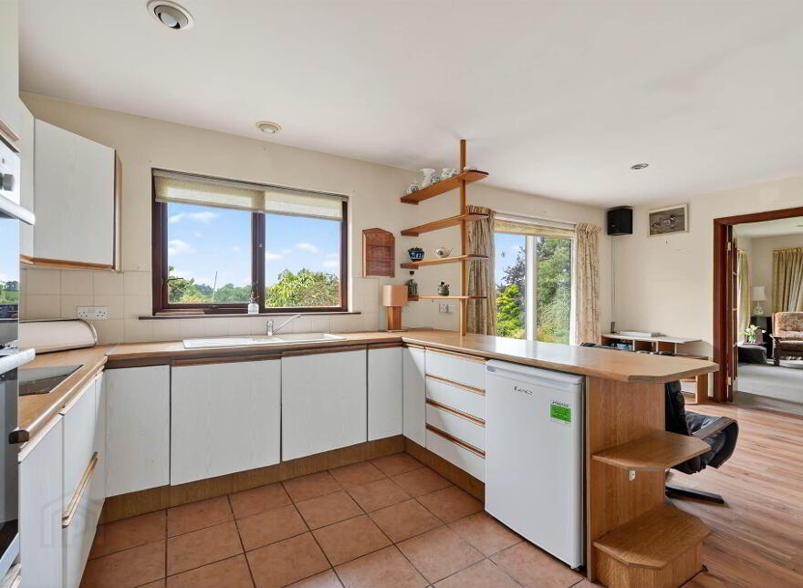 3 Hillside Road, Lisburn, BT27 6US