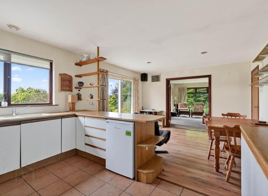 3 Hillside Road, Lisburn, BT27 6US
