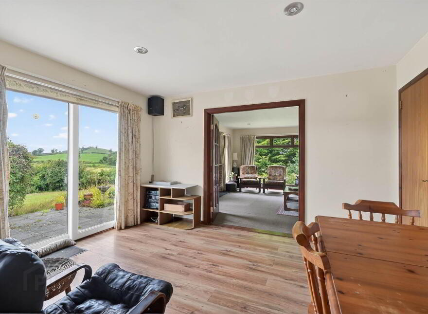 3 Hillside Road, Lisburn, BT27 6US