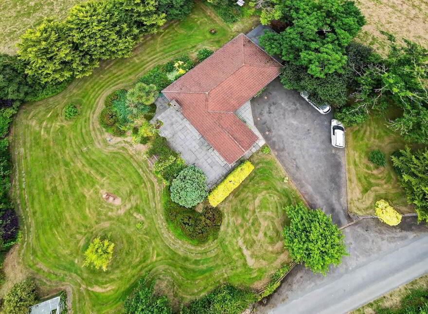 3 Hillside Road, Lisburn, BT27 6US