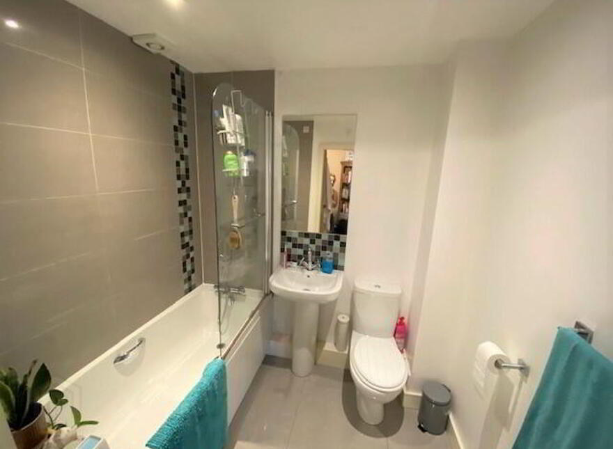 22 Upper Lisburn Road, Belfast, BT10 0AA