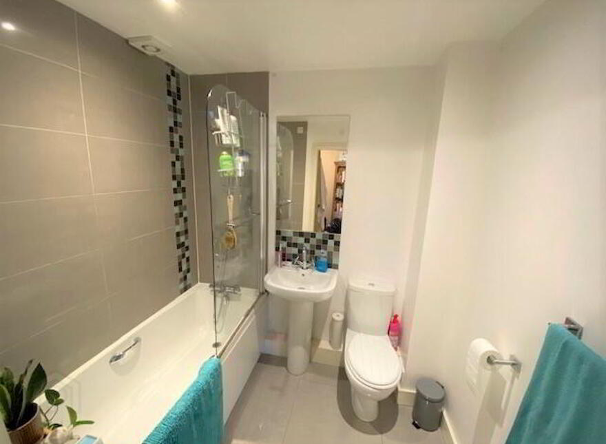 22 Upper Lisburn Road, Belfast, BT10 0AA