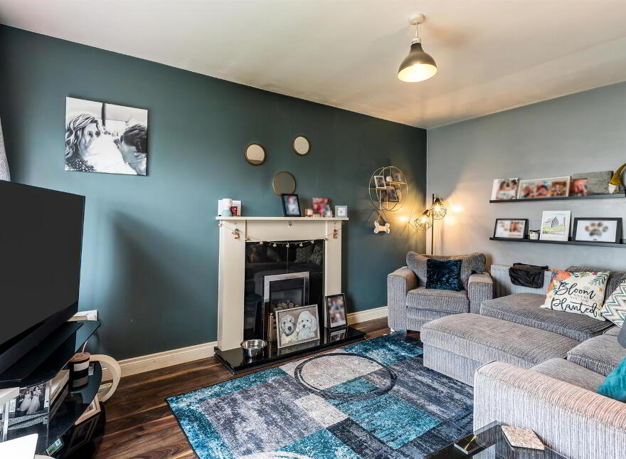 28 Coopers Mill Heights, Dundonald, Belfast, BT16 1WX