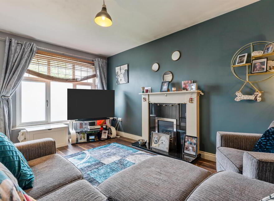 28 Coopers Mill Heights, Dundonald, Belfast, BT16 1WX