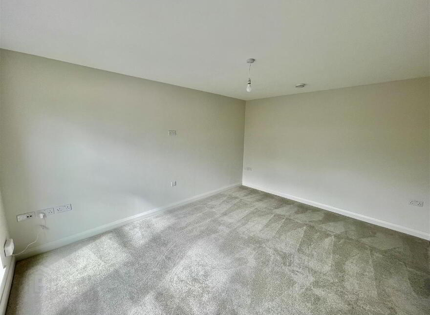 29 High Trees Walk, Donaghadee, BT21 0GW