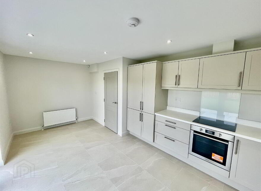 29 High Trees Walk, Donaghadee, BT21 0GW