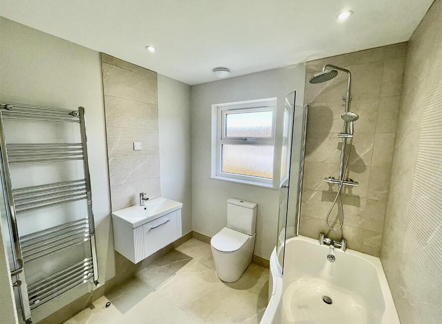 29 High Trees Walk, Donaghadee, BT21 0GW