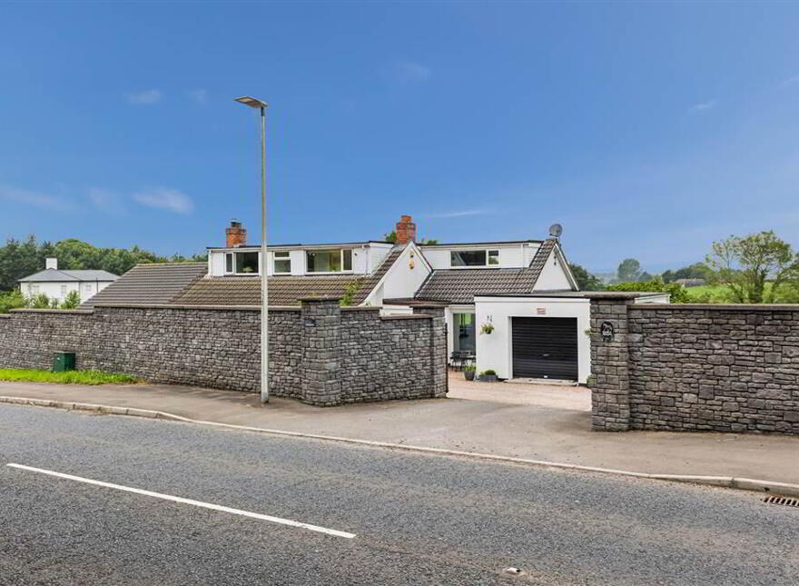 251 Hillhall Road, Lisburn, BT27 5JQ