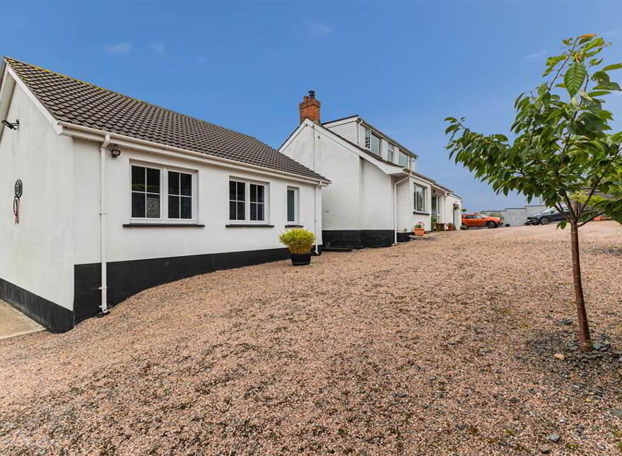 251 Hillhall Road, Lisburn, BT27 5JQ
