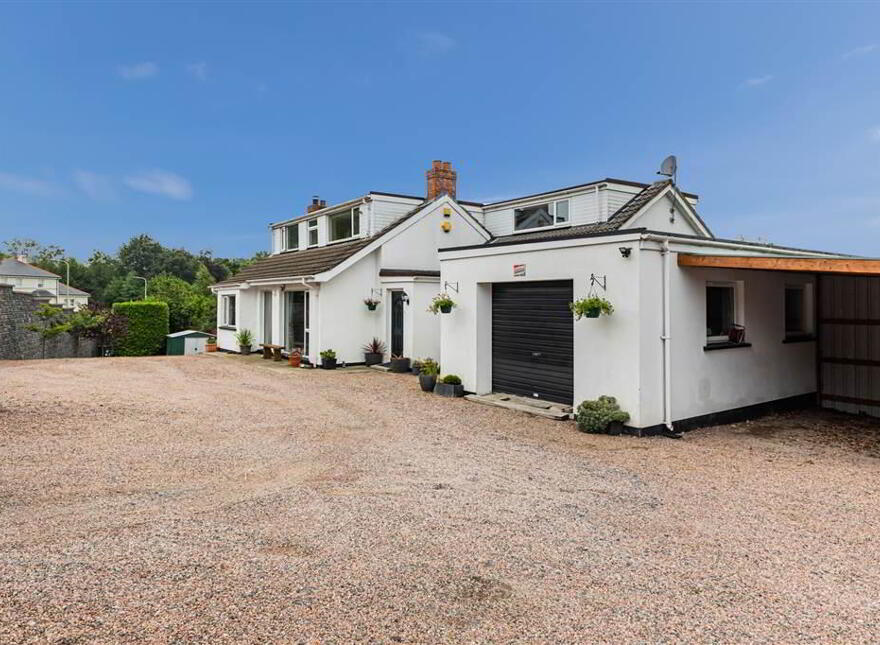 251 Hillhall Road, Lisburn, BT27 5JQ