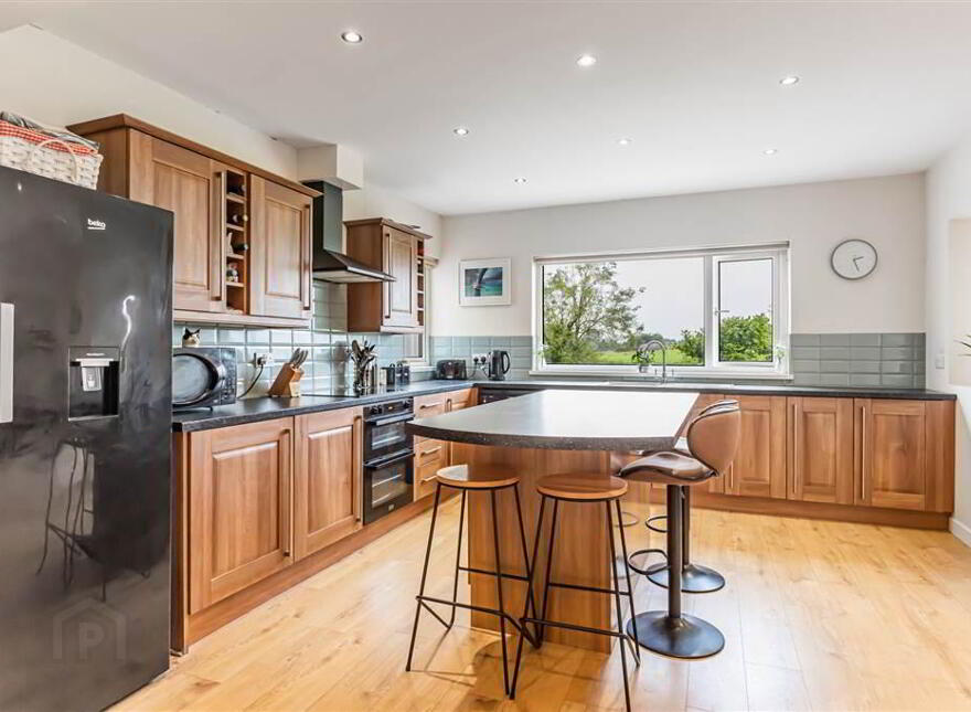 251 Hillhall Road, Lisburn, BT27 5JQ