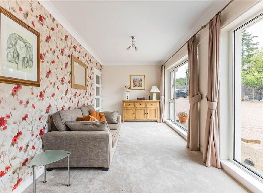 251 Hillhall Road, Lisburn, BT27 5JQ
