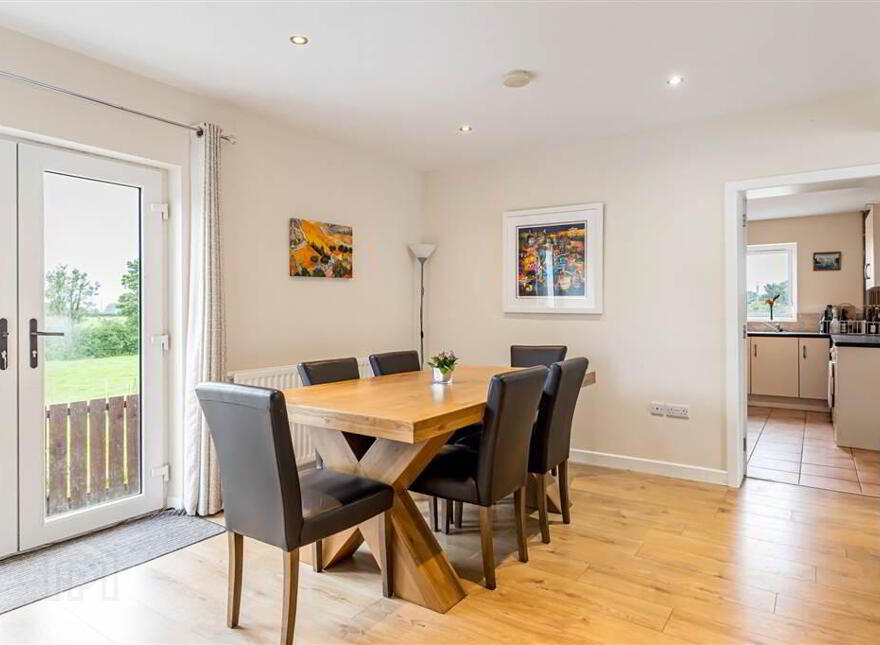 251 Hillhall Road, Lisburn, BT27 5JQ