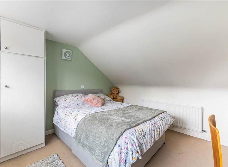 251 Hillhall Road, Lisburn, BT27 5JQ