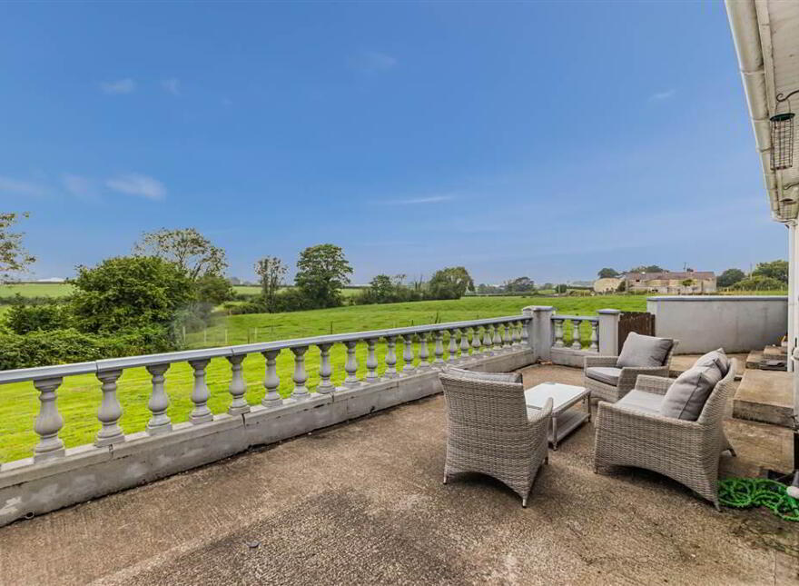 251 Hillhall Road, Lisburn, BT27 5JQ