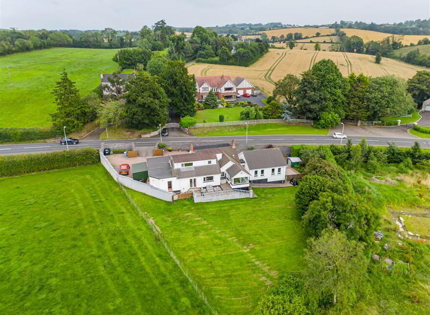 251 Hillhall Road, Lisburn, BT27 5JQ