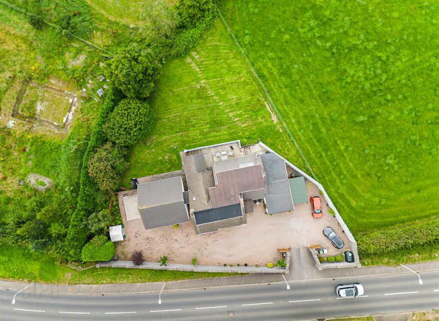 251 Hillhall Road, Lisburn, BT27 5JQ