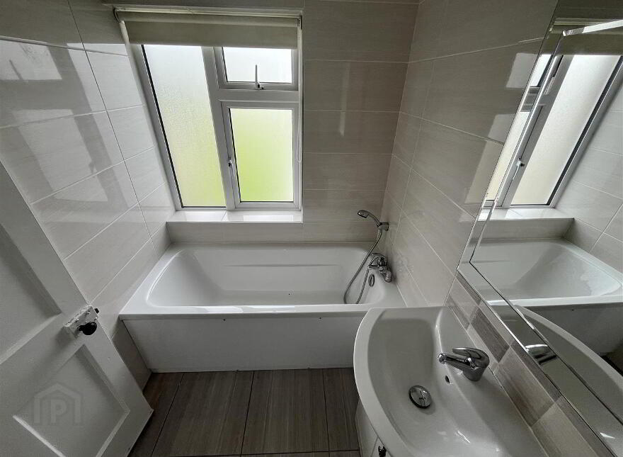 41 Culloville Road, Crossmaglen, Newry, BT35 9AG