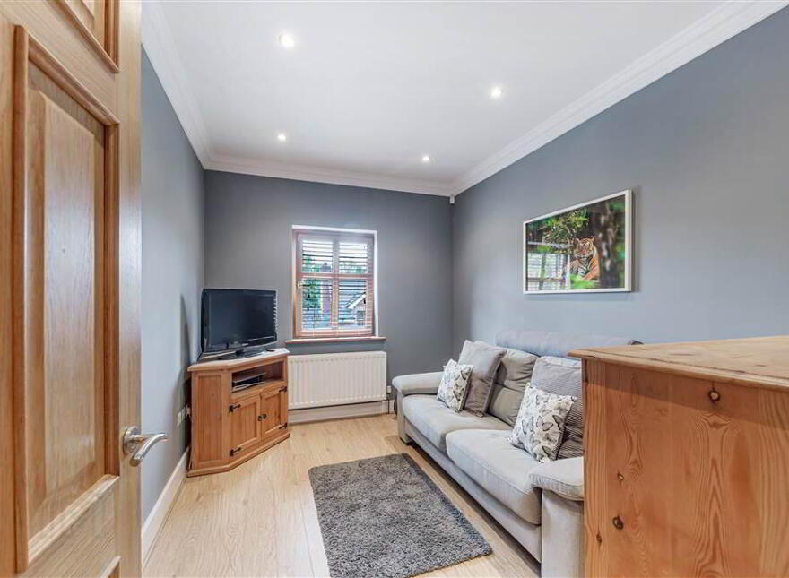 Apt 13, Old Golf Course Park, Dunmurry, Belfast, BT17 0FH