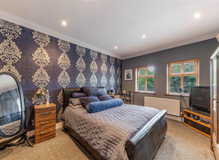 Apt 13, Old Golf Course Park, Dunmurry, Belfast, BT17 0FH