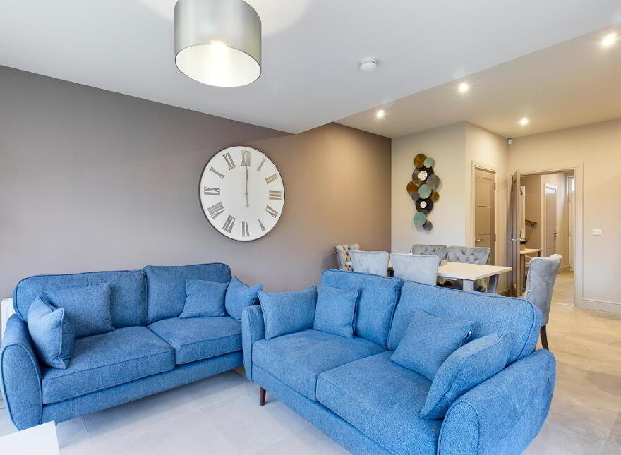 25 Knockagh Chase, Greenisland, Carrickfergus, BT38 8GU