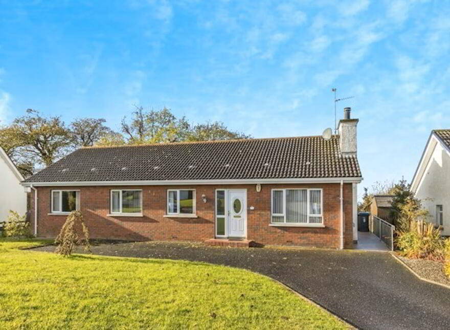 9 Cherryhill, Lisnaskea, Enniskillen, BT92 0LE