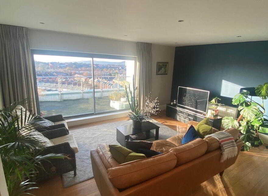 405 The Bakery, 311 Ormeau Road, Belfast, BT7 3GB