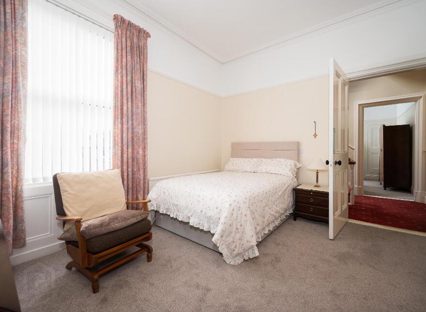 27 Knockbreda Park, Belfast, BT6 0HB