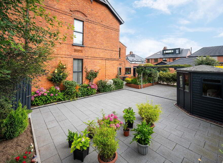 27 Knockbreda Park, Belfast, BT6 0HB