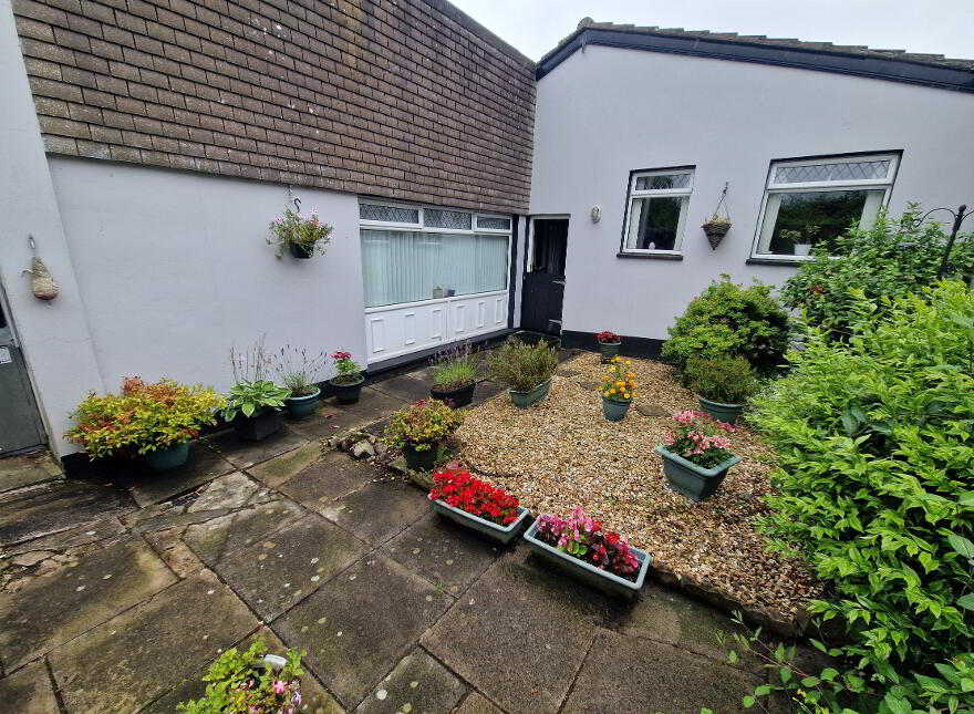 23 Tresna Park, Randalstown, BT41 3HH