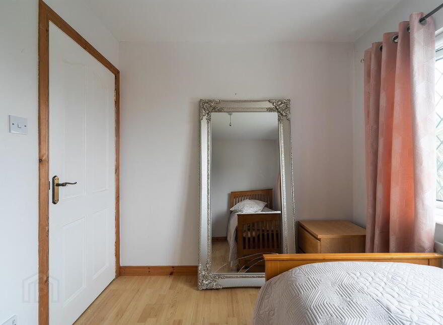 6 Baronscourt Gardens, Saintfield Road, Carryduff, Belfast, BT8 8EW