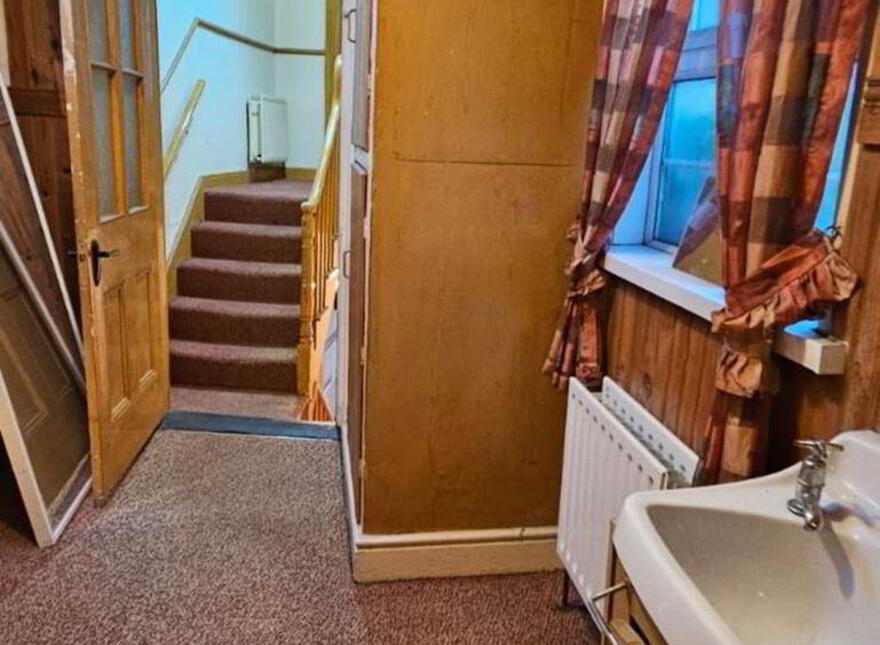 Ballyduff Terrace, Main Street, Lifford, F93F2NC