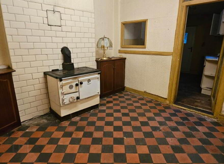 Ballyduff Terrace, Main Street, Lifford, F93F2NC
