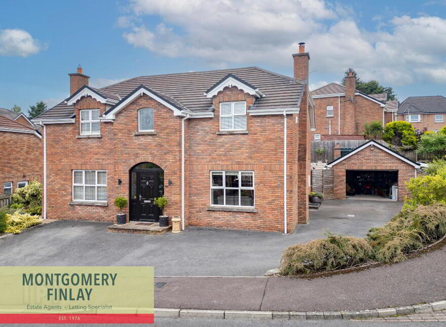 12 Clover Brae, Enniskillen, BT74 4AB