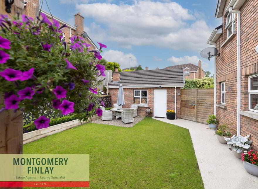 12 Clover Brae, Enniskillen, BT74 4AB