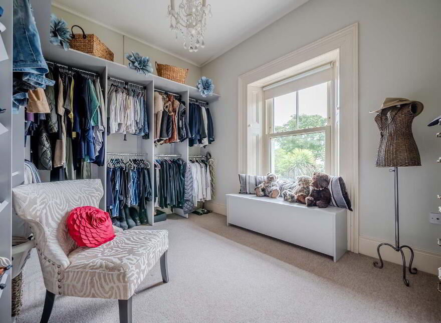 Briar Hill House, 3 Newtownards Road, Greyabbey, BT22 2QQ