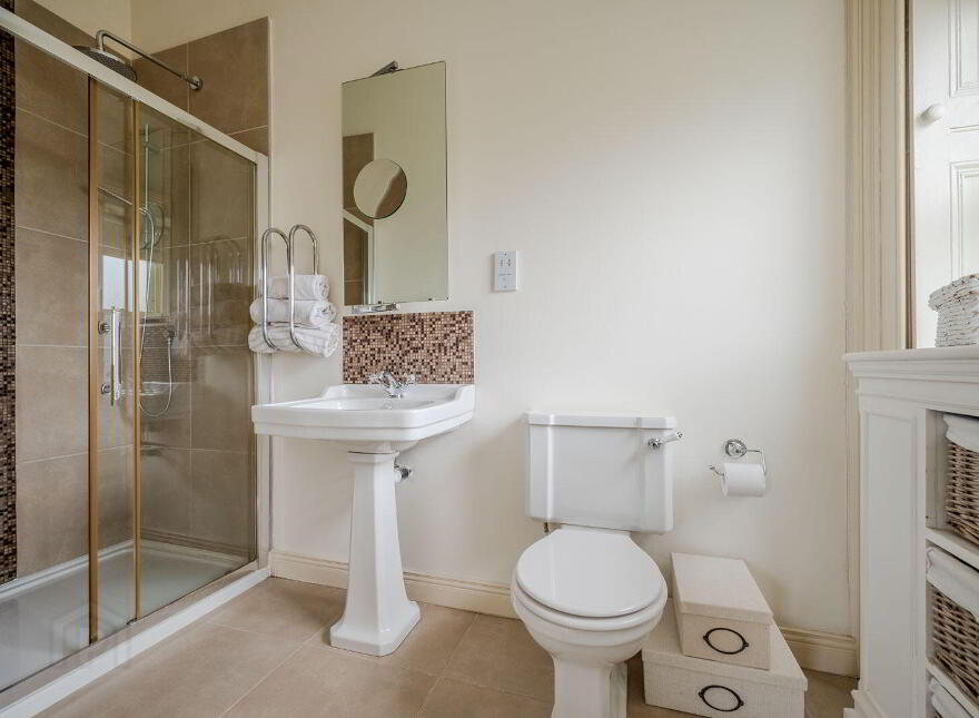 Briar Hill House, 3 Newtownards Road, Greyabbey, BT22 2QQ