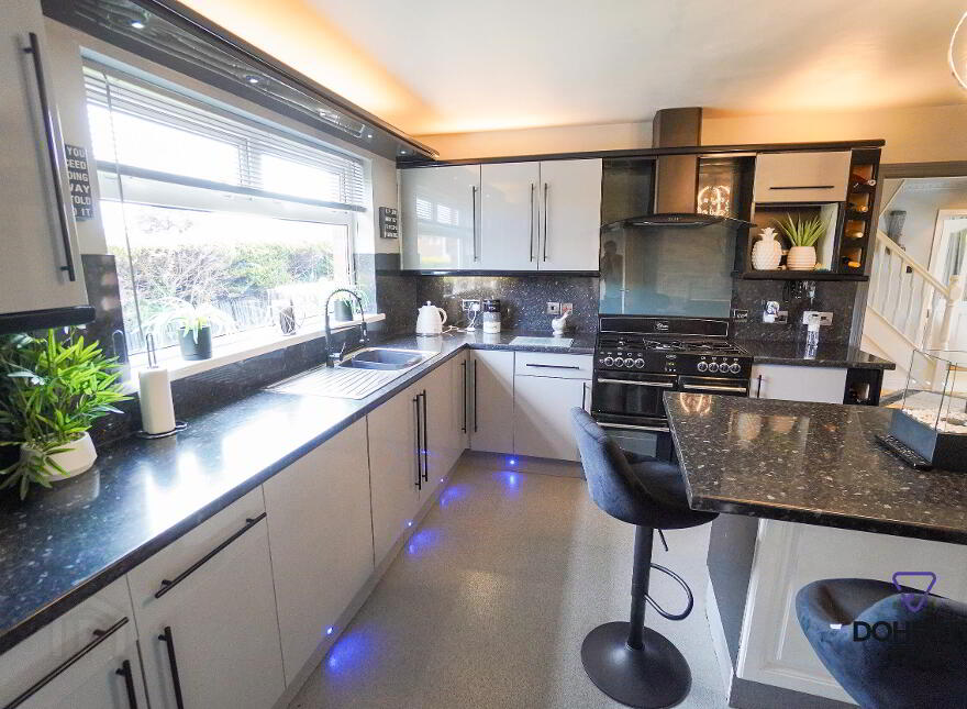 1 Windslow Close, Carrickfergus, BT38 9BD