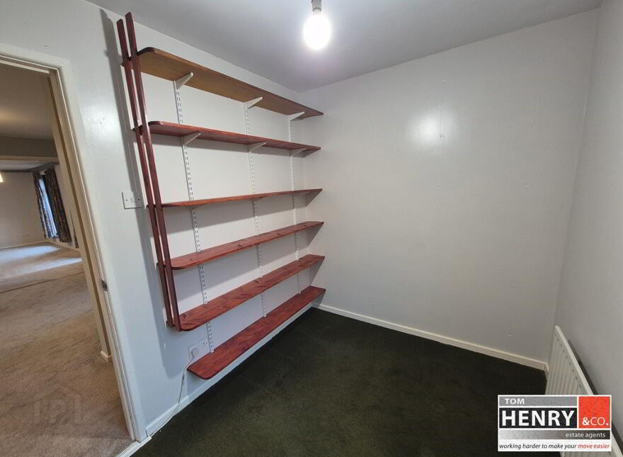 17 Gortavale Road, Dungannon, BT70 3HW