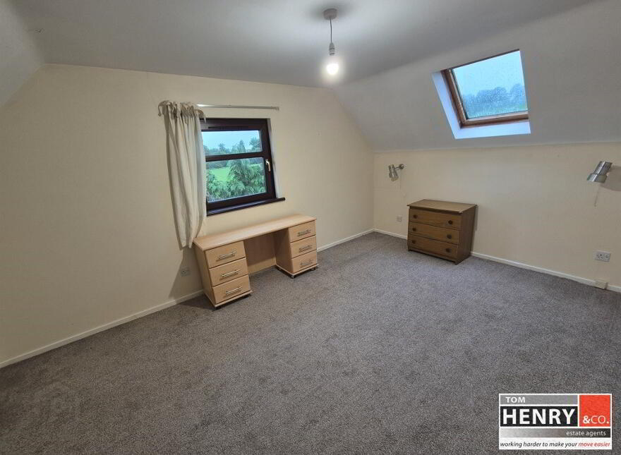 17 Gortavale Road, Dungannon, BT70 3HW