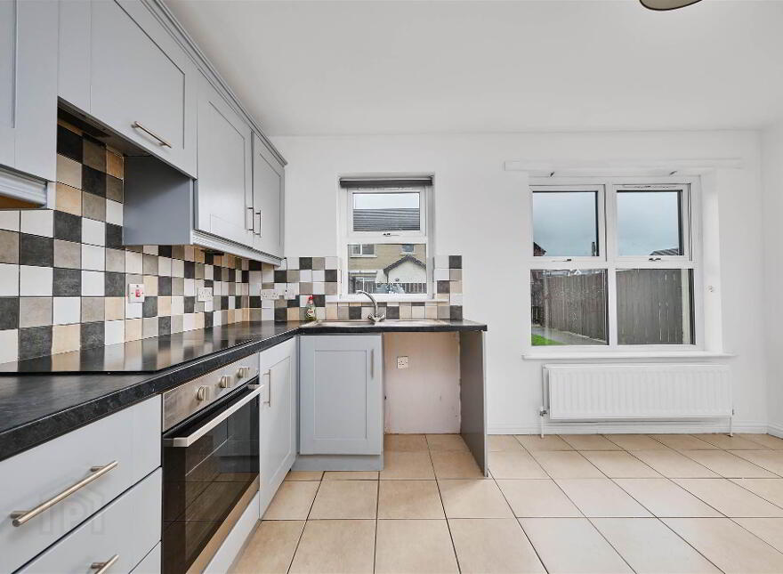 19 Hopefield Gardens, Portrush, BT56 8QG