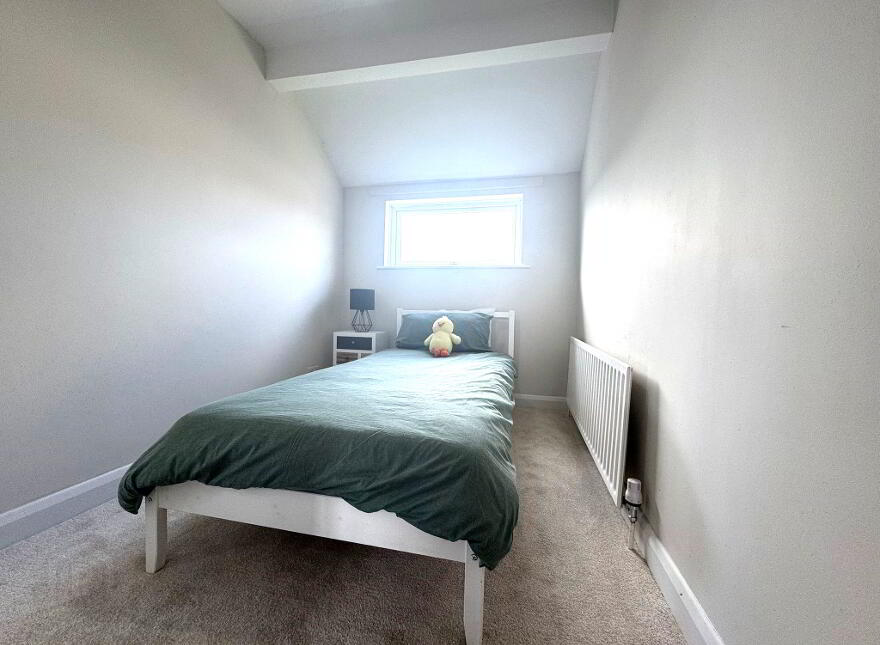 28 Lennox Avenue, Carrickfergus, BT38 7BB