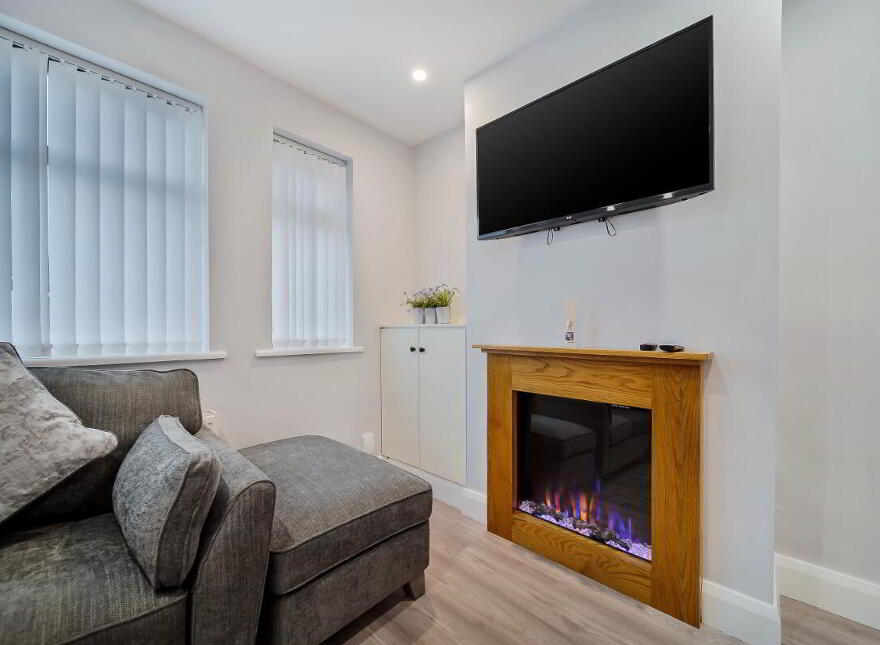 85 Joanmount Gardens, Belfast, BT14 6NY